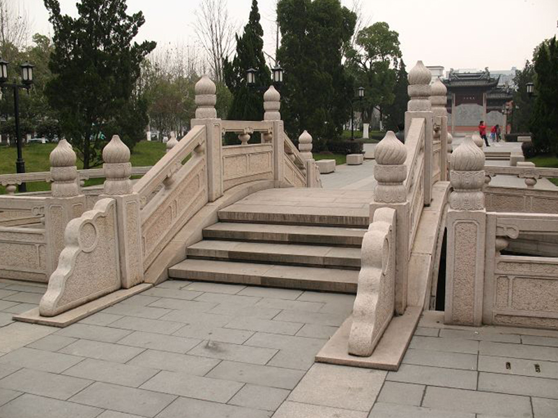 石欄桿 