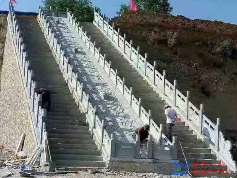 簡易青石欄桿 