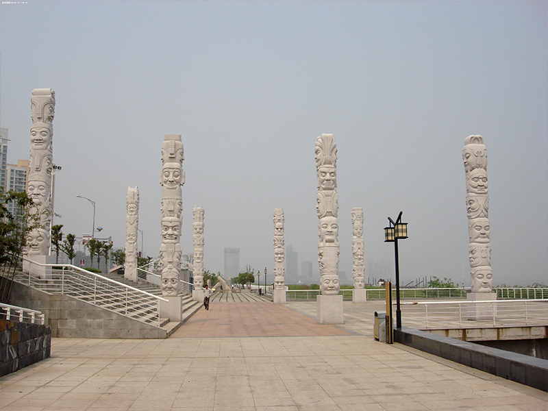 廣場(chǎng)文化柱廠家