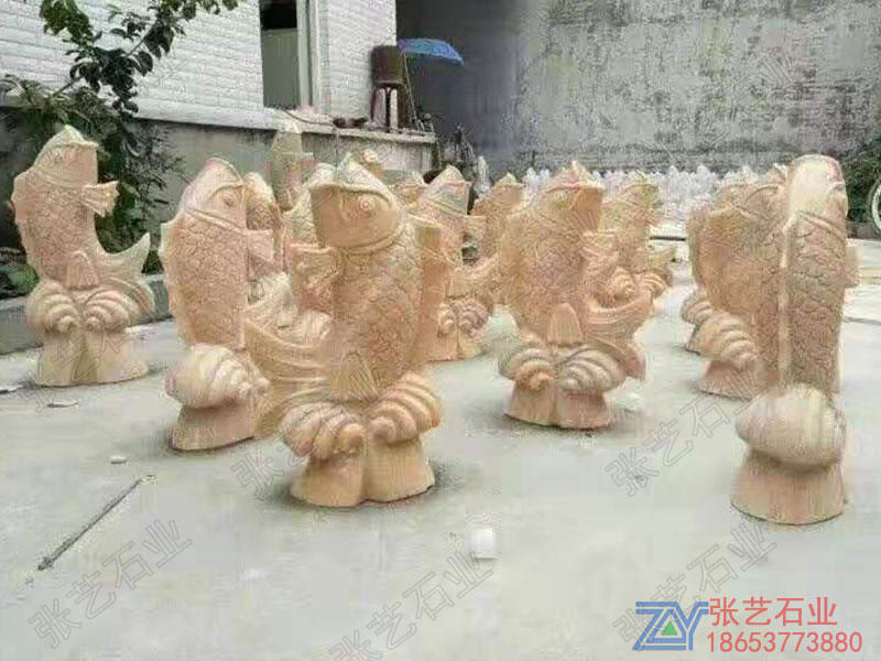 晚霞紅石雕噴水魚加工廠家-園林動(dòng)物雕像