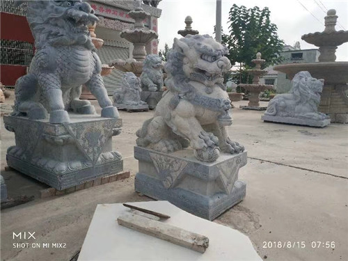 石雕石獅子 