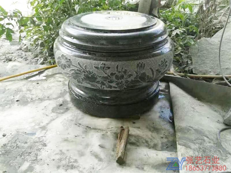 黑色花崗巖柱頂石 